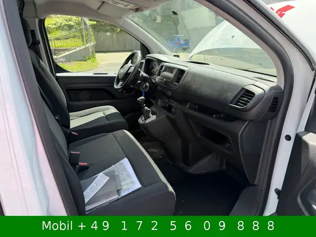 Opel Vivaro view 13