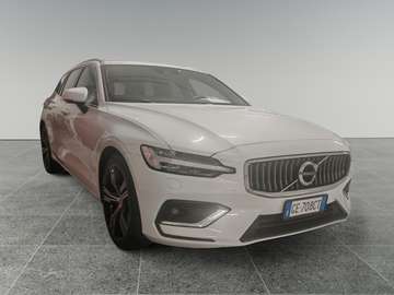 V60 B4 (d) Geartronic Inscription