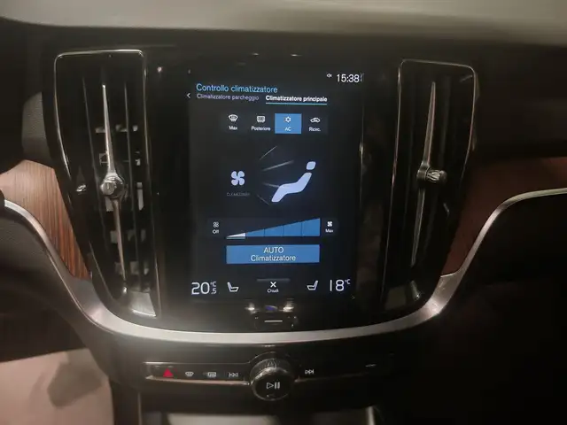 Volvo V60 view 20