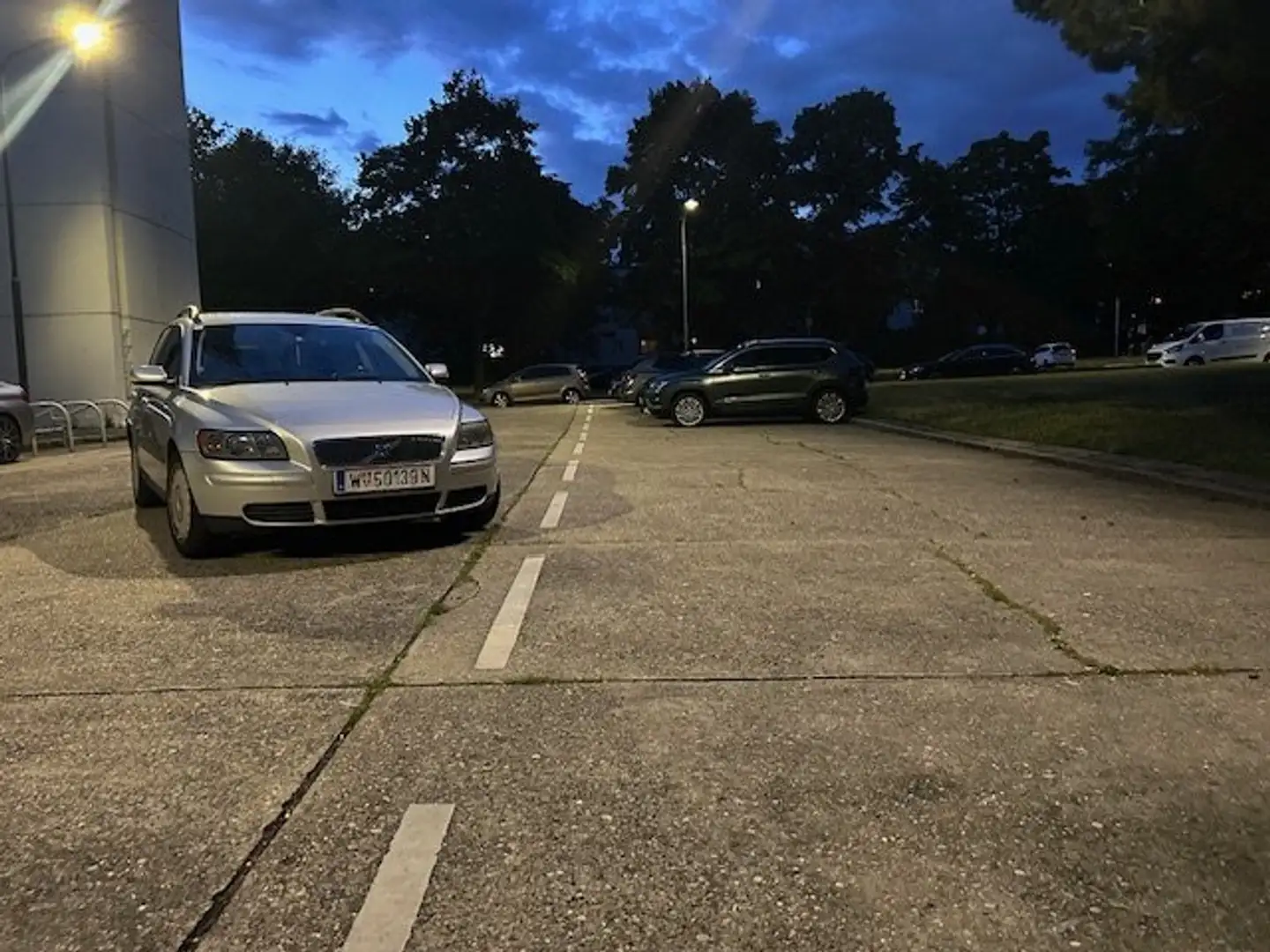 Volvo V50 V50 2,0 D Silber - 1