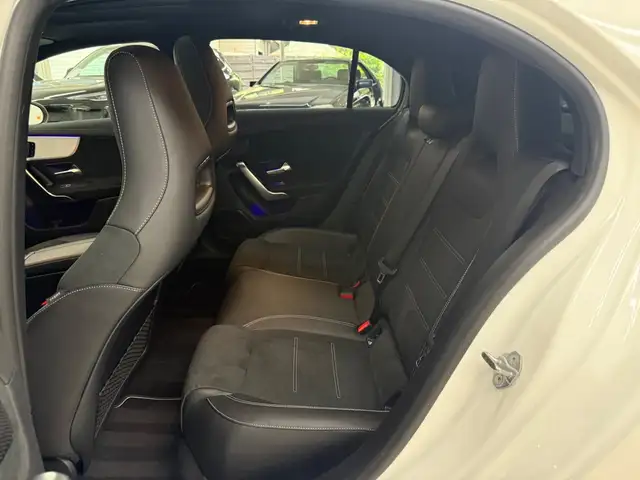 Mercedes-Benz A view 14