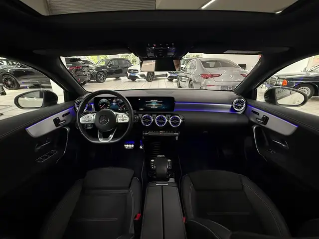 Mercedes-Benz A view 15