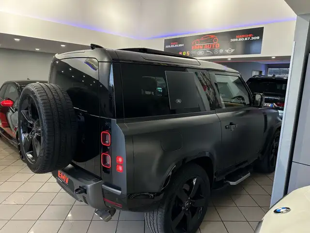Land Rover Defender view 11