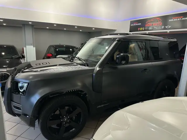 Land Rover Defender view 10