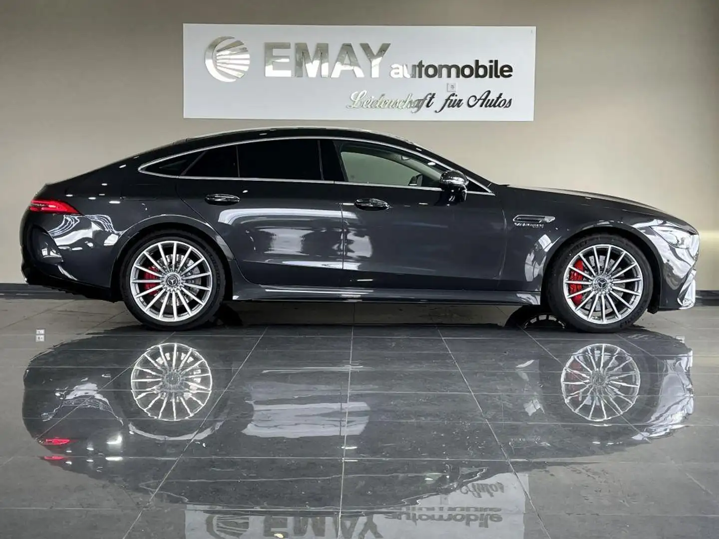Mercedes-Benz AMG GT 63 4Matic+ //Head Up/Navi/Leder/ Grau - 2