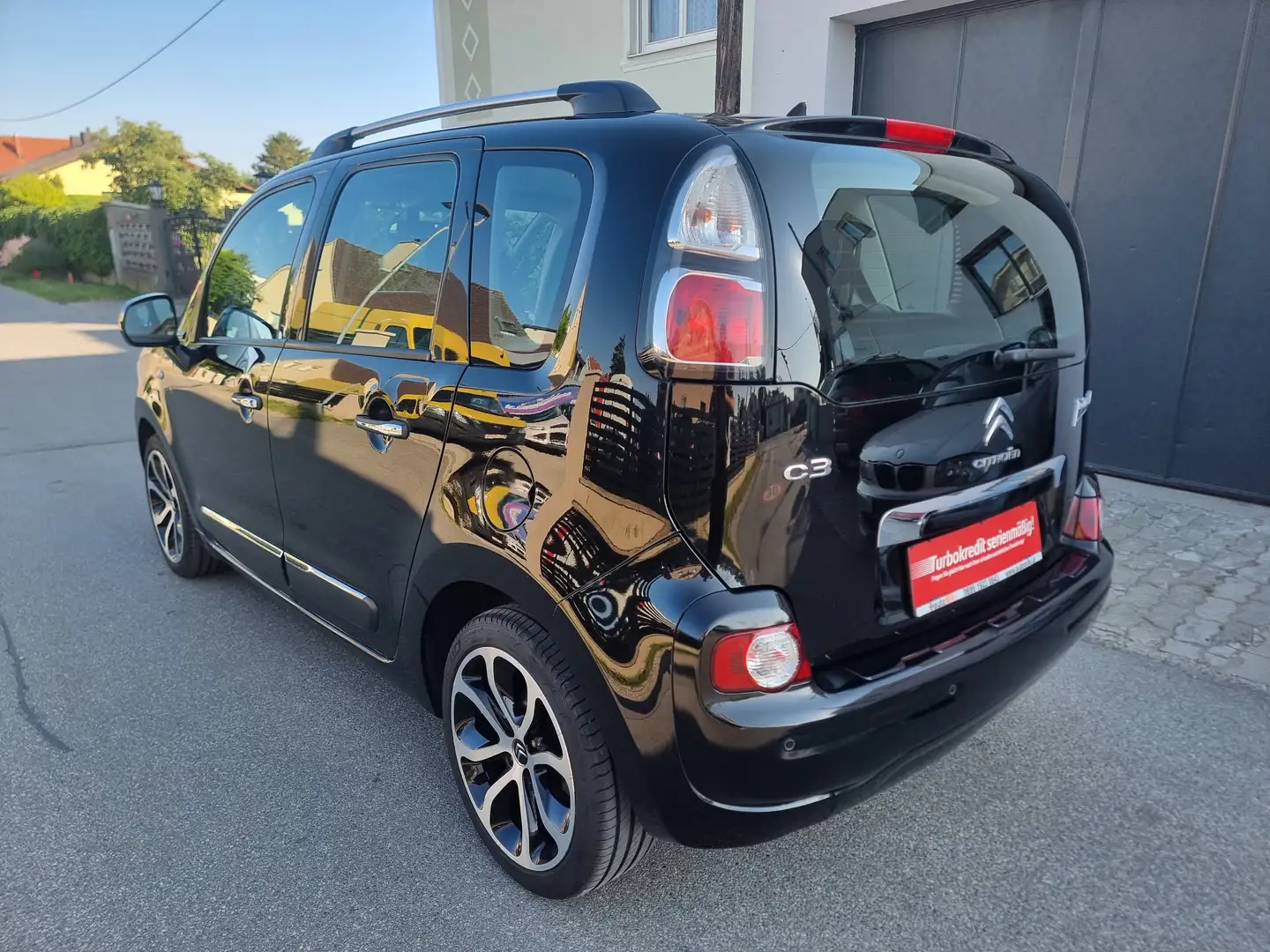 Citroen C3 Picasso 1,4 Benzin VTi 95 Černá - 2