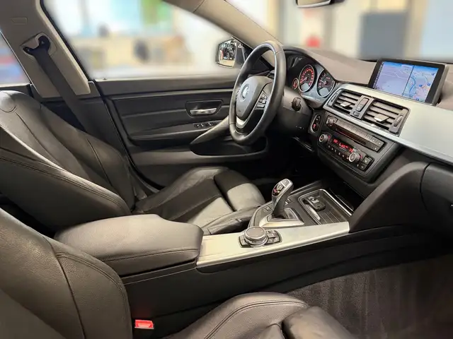 BMW 4 Series view 11