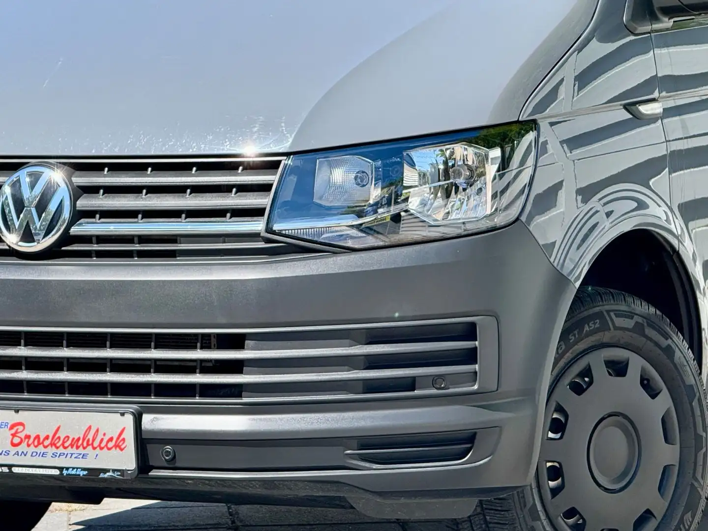 Volkswagen T6 Transporter Kasten-Kombi lang*9-Sitzer*Navi Grau - 2
