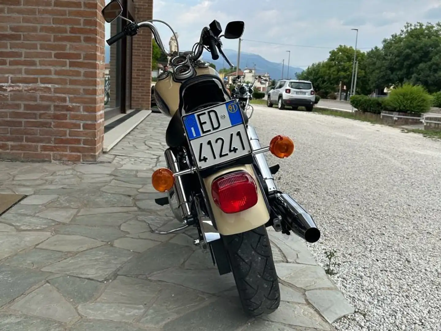 Harley-Davidson Dyna Glide - 2