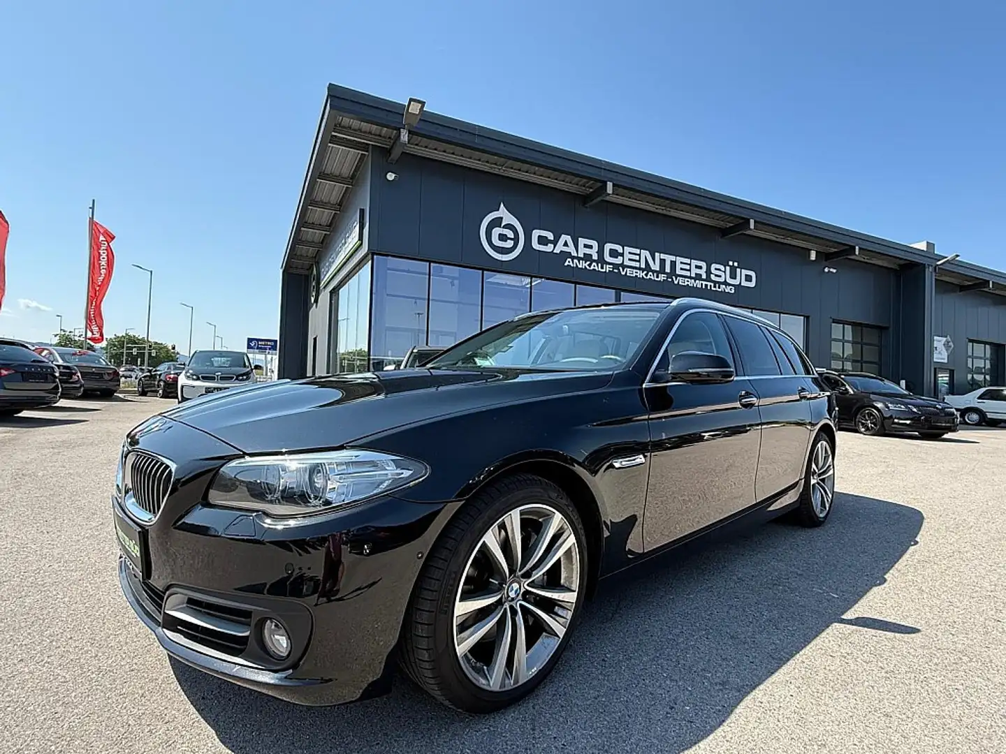 BMW 530 d xDrive Österreich-Paket Touring Aut. Zwart - 1
