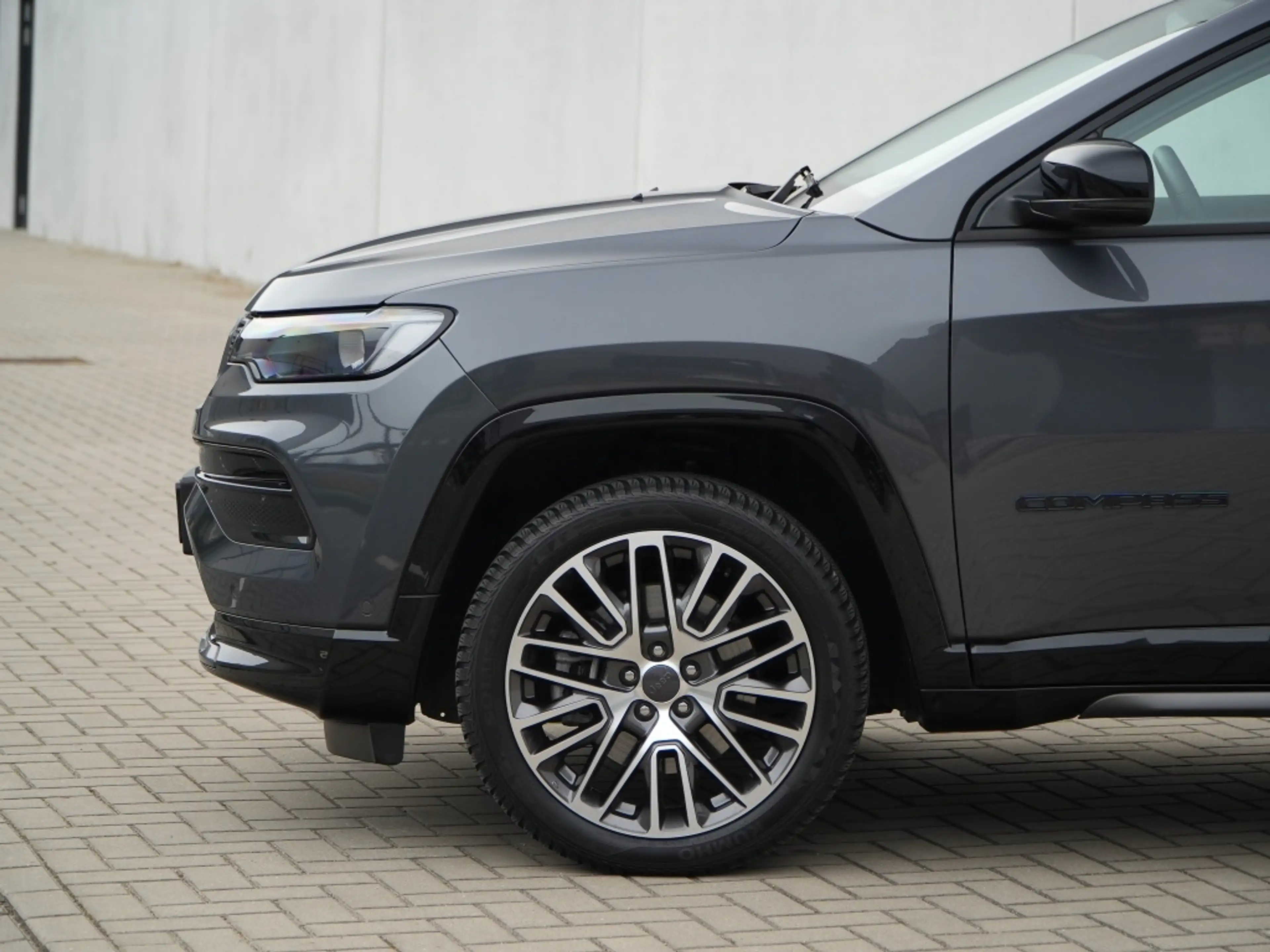 Jeep Compass 4xe 240 PK Hybride Summit | Pano | Premium | LED | — photo 7