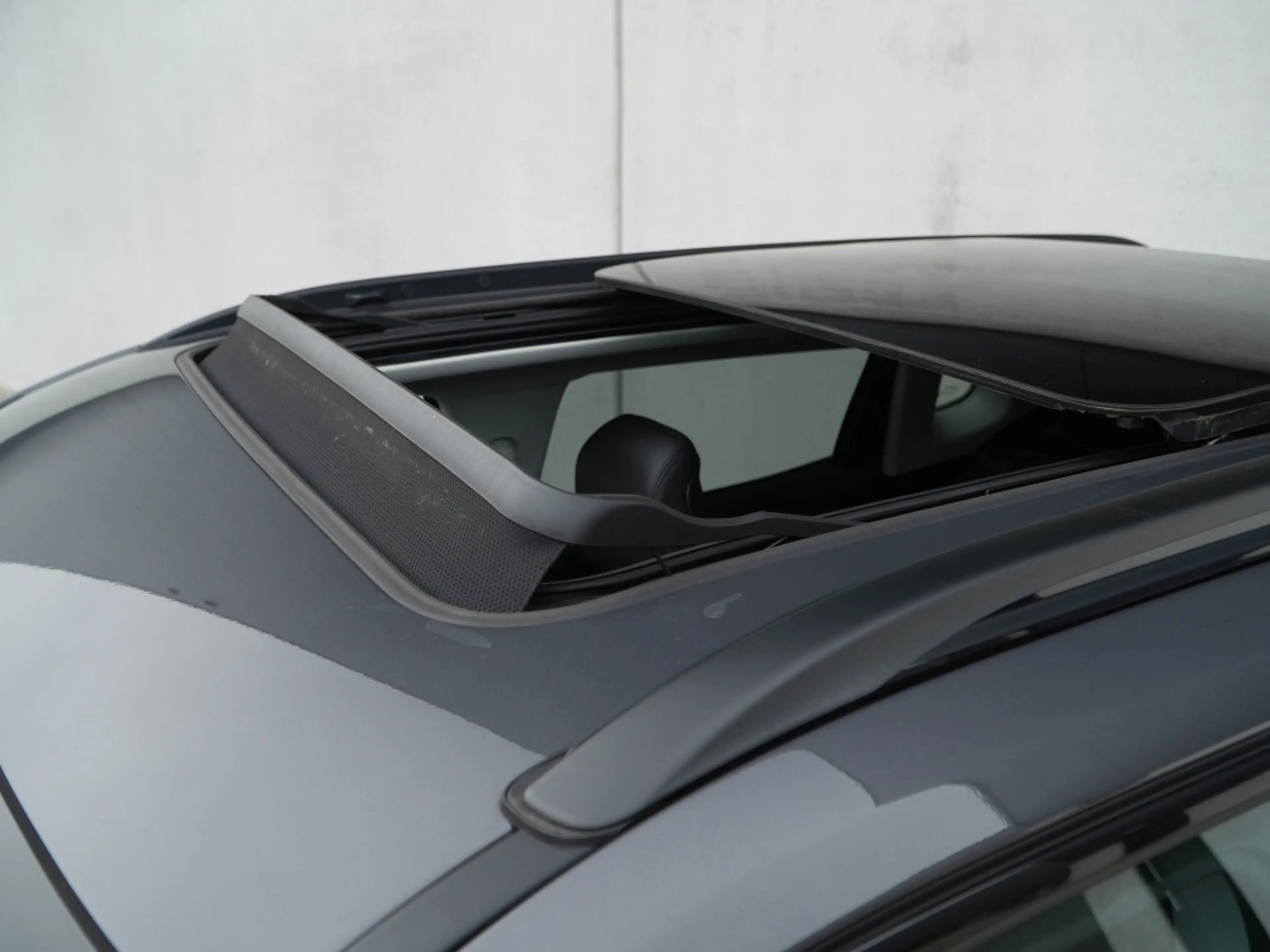 Jeep Compass 4xe 240 PK Hybride Summit | Pano | Premium | LED | — photo 4