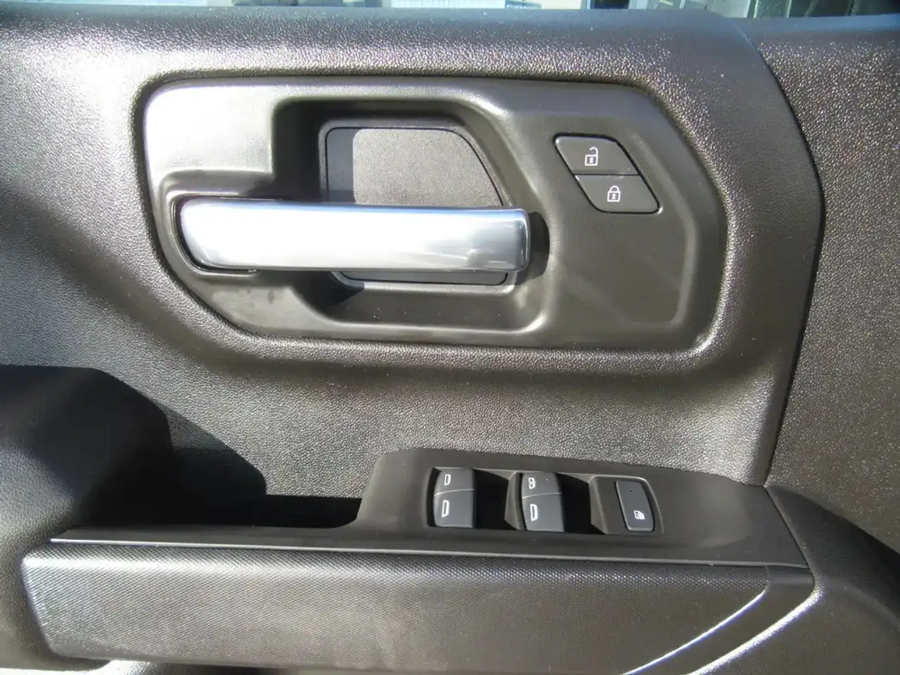 Chevrolet Silverado 2500 снимка Chevrolet Silverado 2500