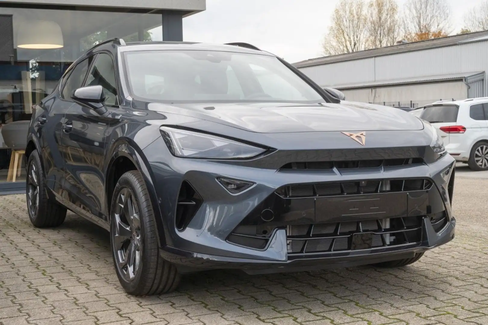 CUPRA Formentor CUPRA Formentor 1.5 eTSI Matrix+AHK+TopView+DCC Gris - 2