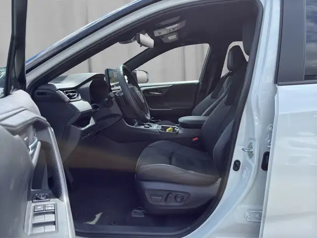 Toyota RAV 4 RAV4 2,5 PlugIn G-RS AWD Anhängevorrichtung Ansicht 7