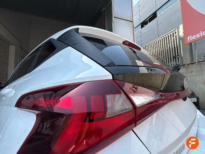 Hyundai i20 5P TGDI 1.0 KLASS 2025, foto 30