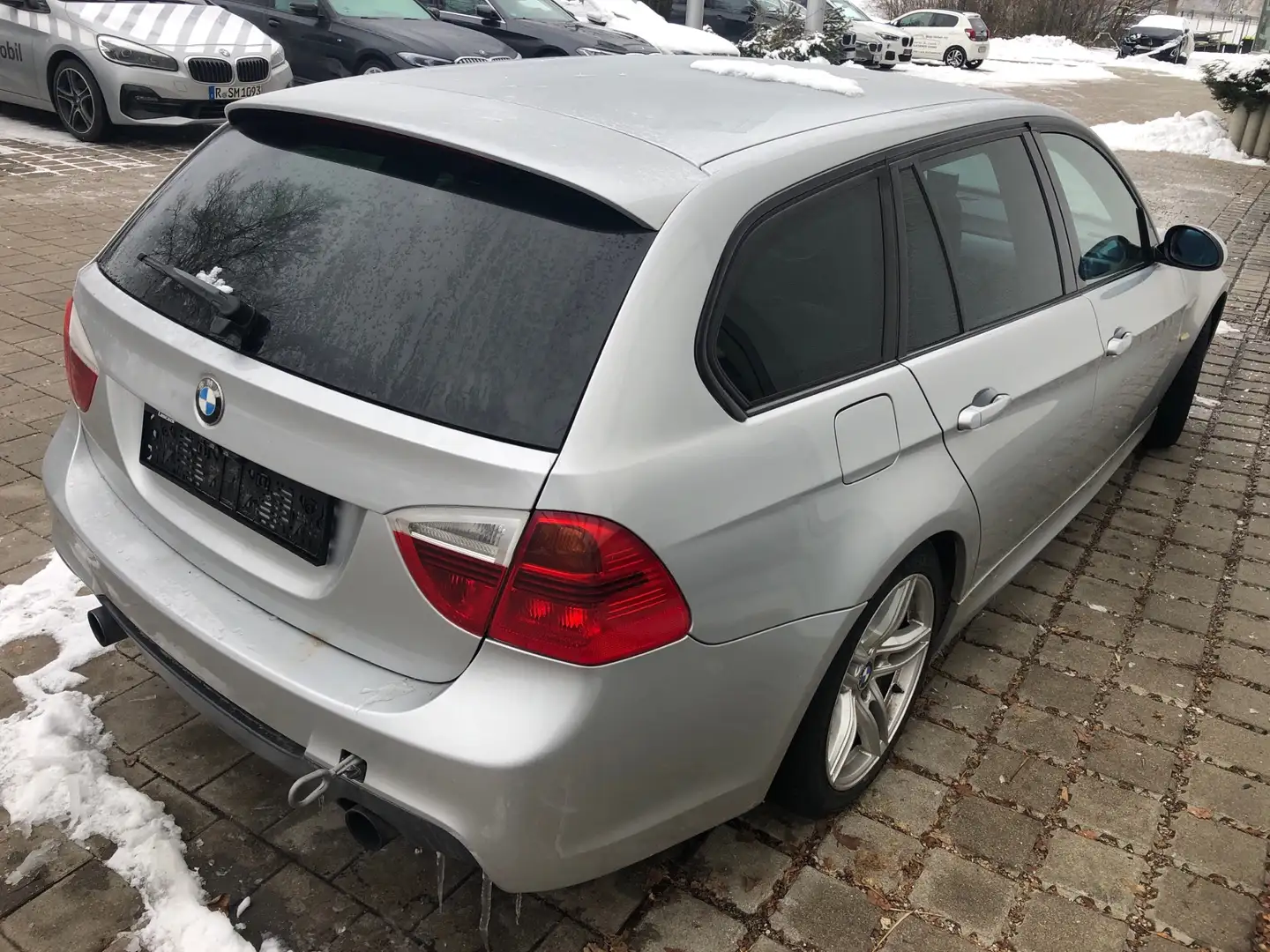 BMW 335 335i Grau - 1