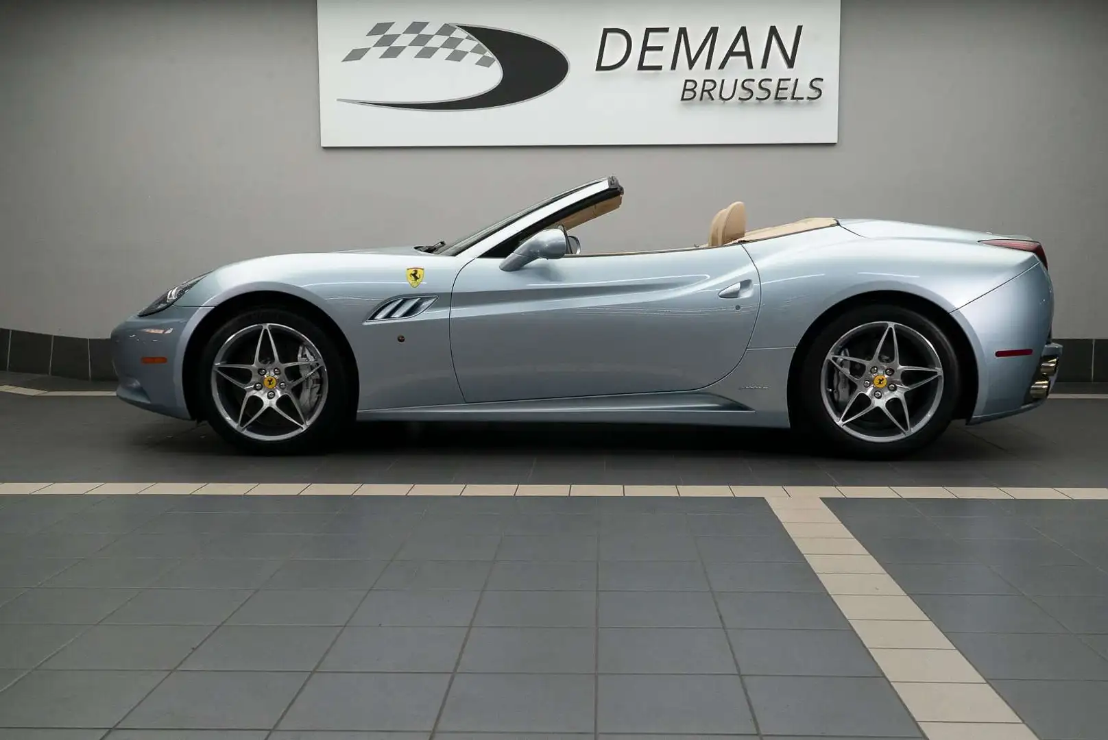 Ferrari California Professional Car Dealer Exclusive Sale - srebrna - 2