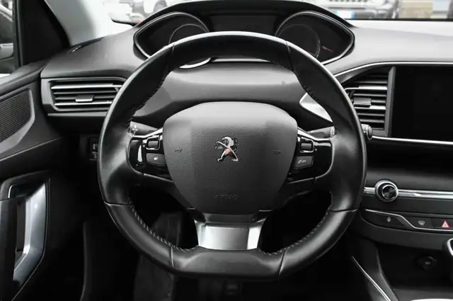 Peugeot 308 view 14