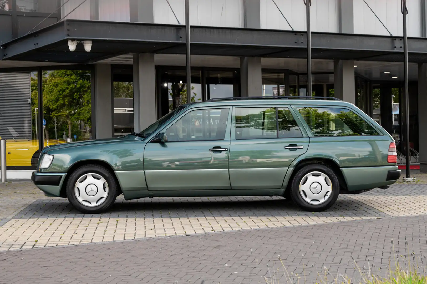 Mercedes-Benz E 280 E ( W124 ) Groen - 2