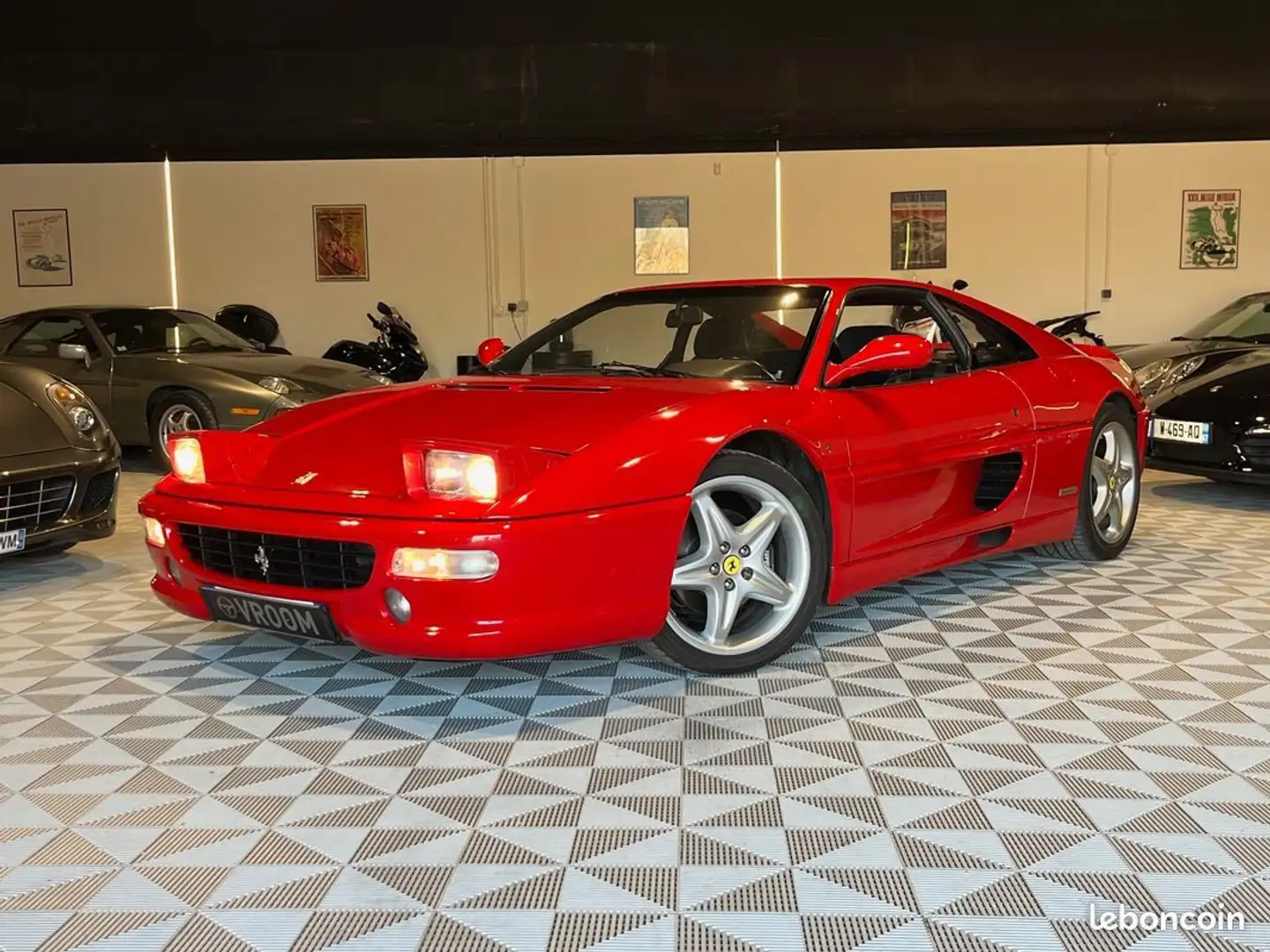 Ferrari F355 F 355 Berlinetta 380 CV Boite Mecanique Roşu - 1