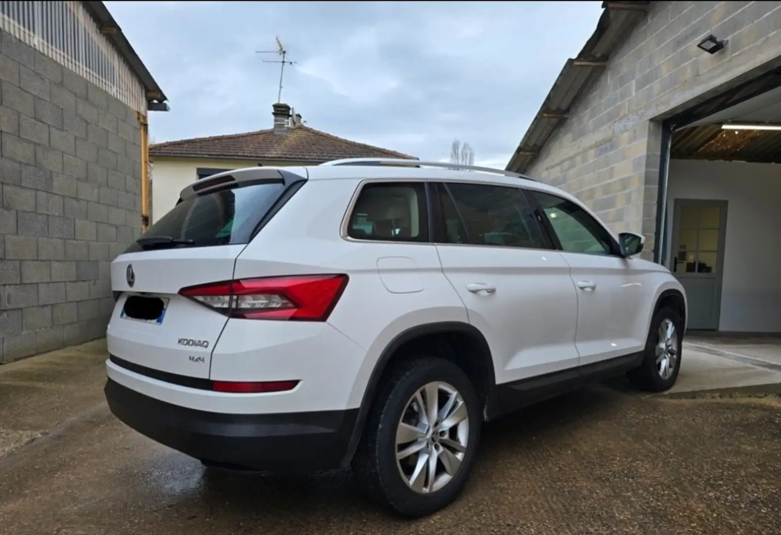 Skoda Kodiaq Kodiaq 2.0 TDI 150 SCR DSG7 4x4 7pl Style Blanc - 2