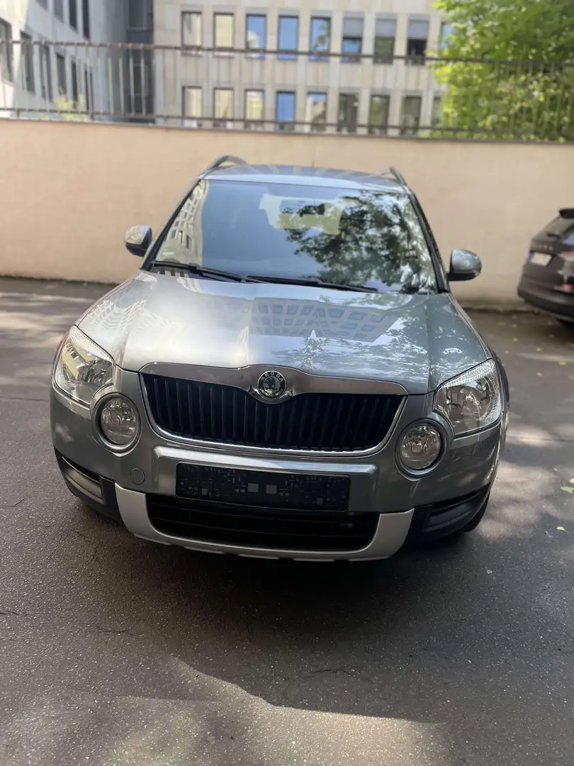 Skoda Yeti Ambition Silber - 1