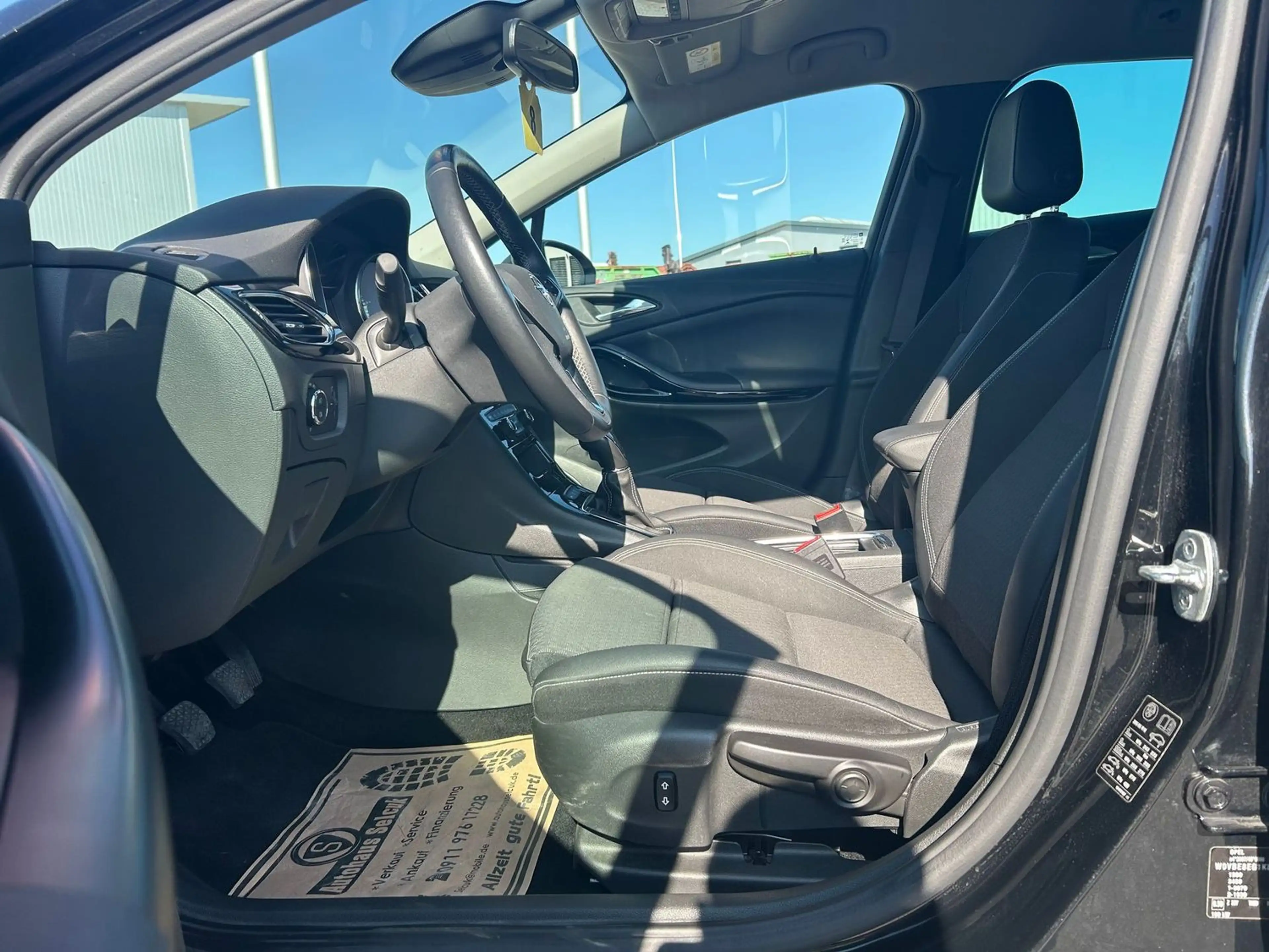Opel Astra Innovation *LED*SHZ*Navi*PDC*Kamera* — photo 10