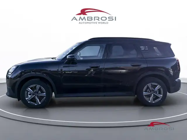 MINI Countryman view 6