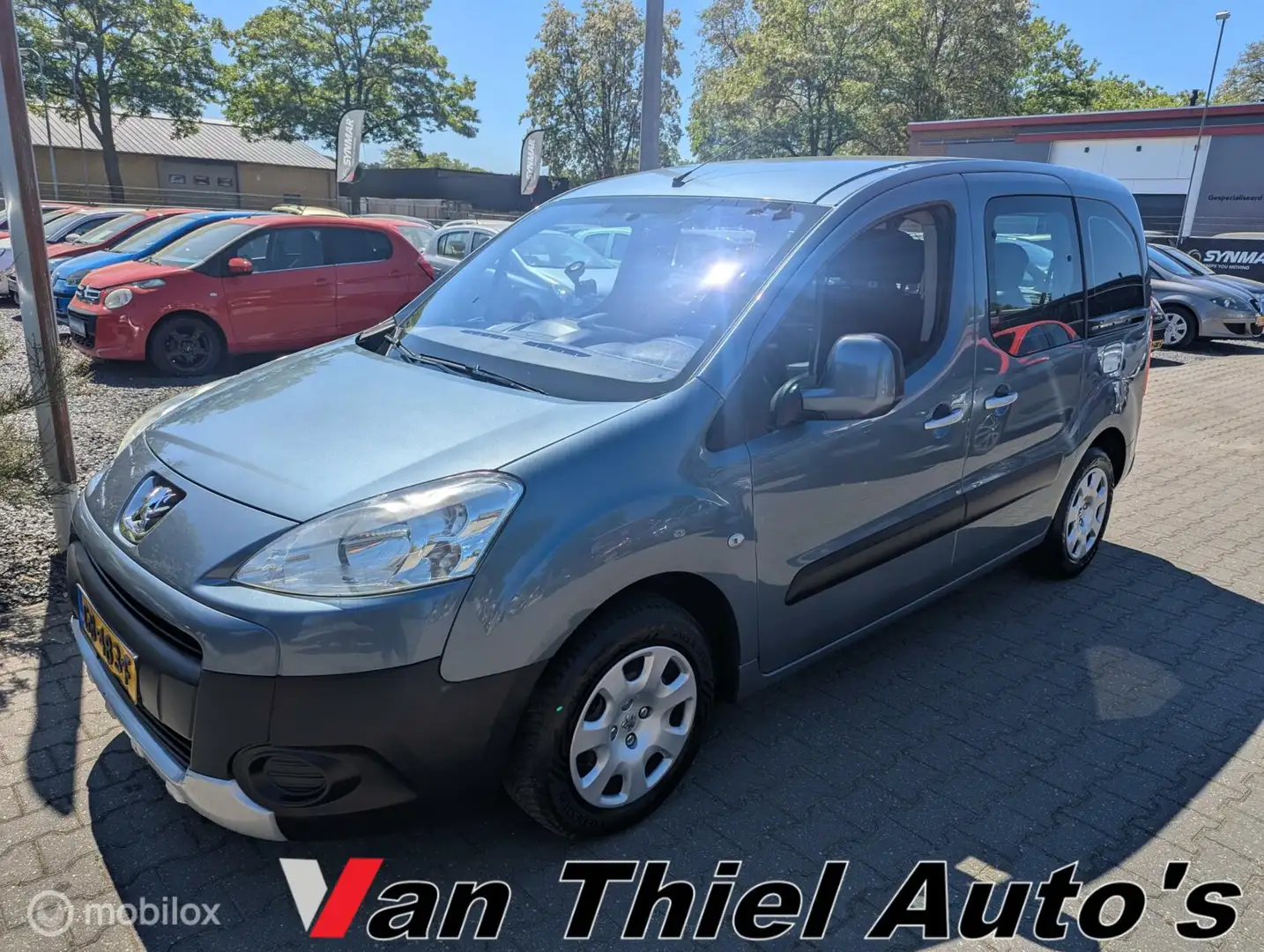 Peugeot Partner Tepee 1.6 XT Gris - 1
