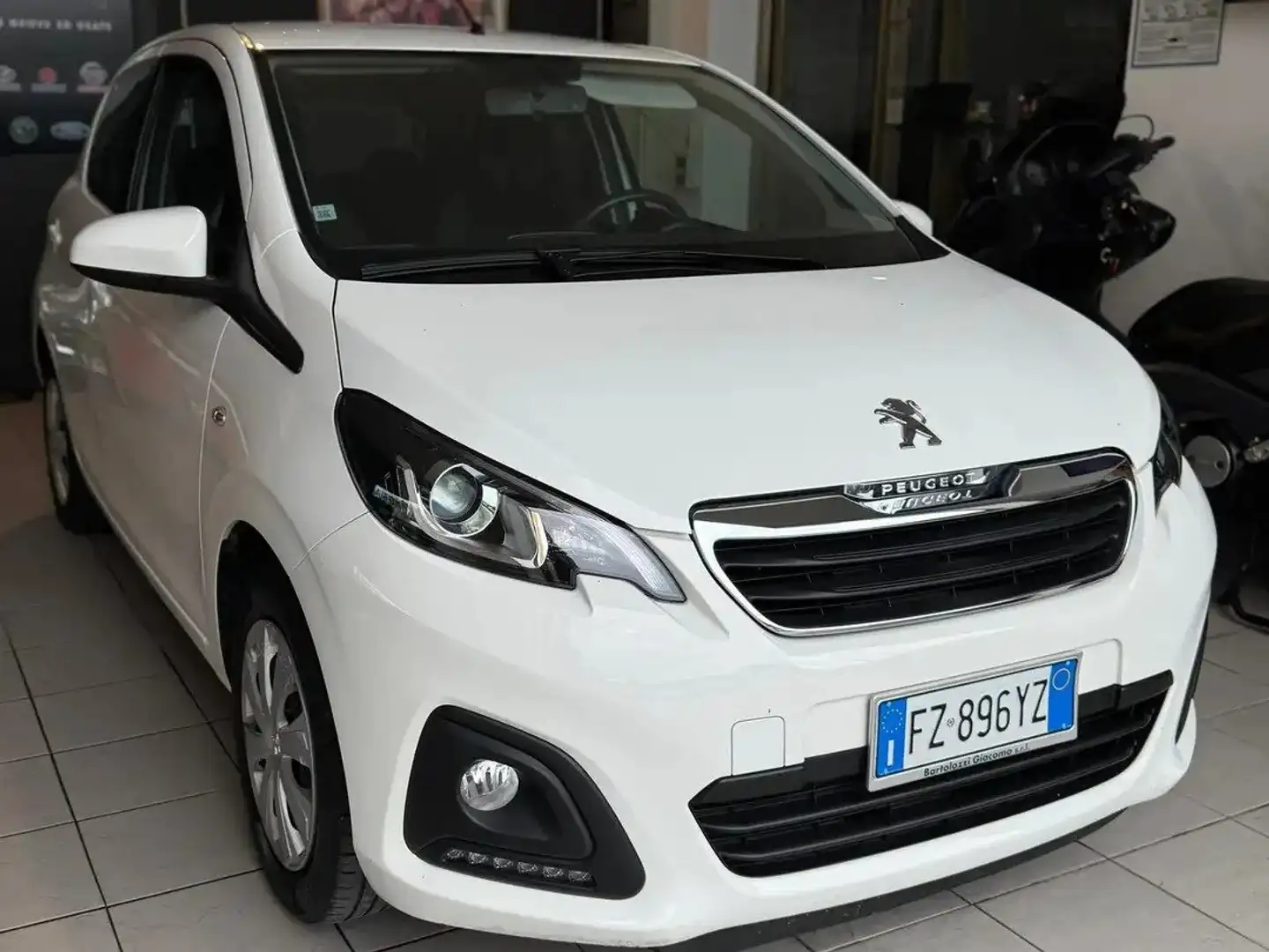 Peugeot 108 108 5p 1.0 vti Collection s Bianco - 1