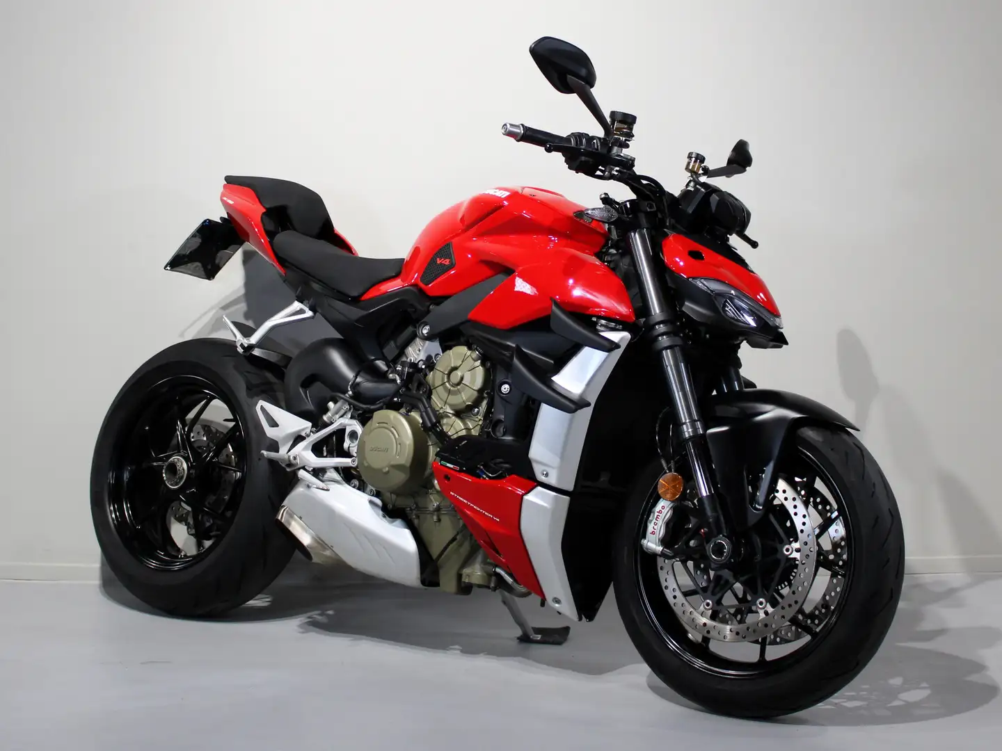 Ducati Streetfighter V4 - 2