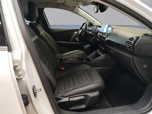 Citroen C4 view 14