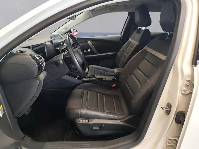 Citroen C4 view 10
