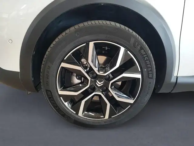 Citroen C4 view 9