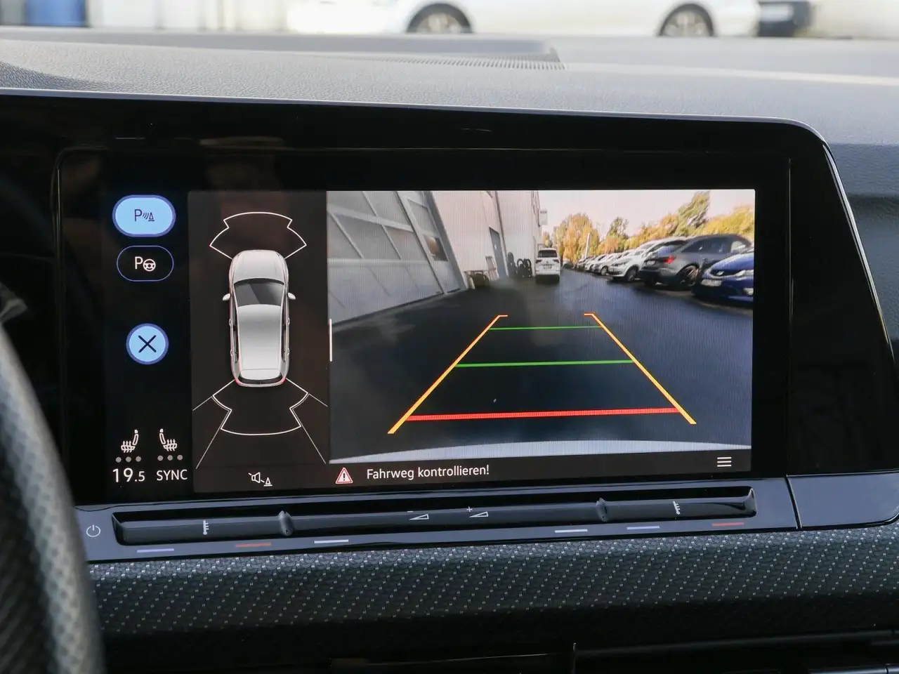 Volkswagen Golf VIII R-Line 1.5 eTSI DSG Navi Kamera AHK Si, миниатюра 17