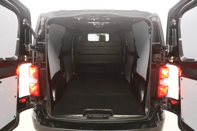 Citroen Jumpy view 3