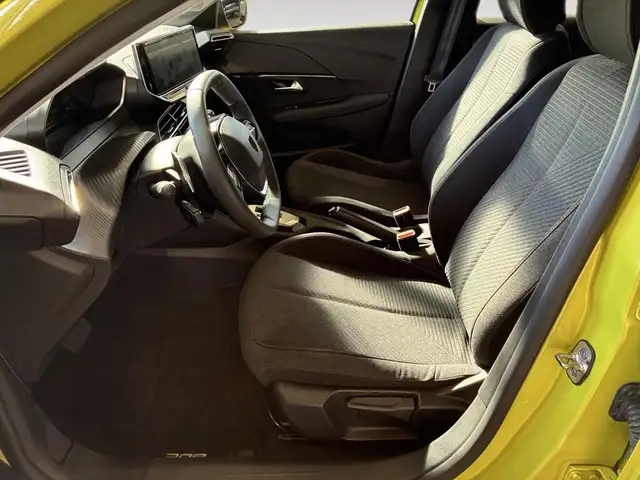 Peugeot 208 view 7