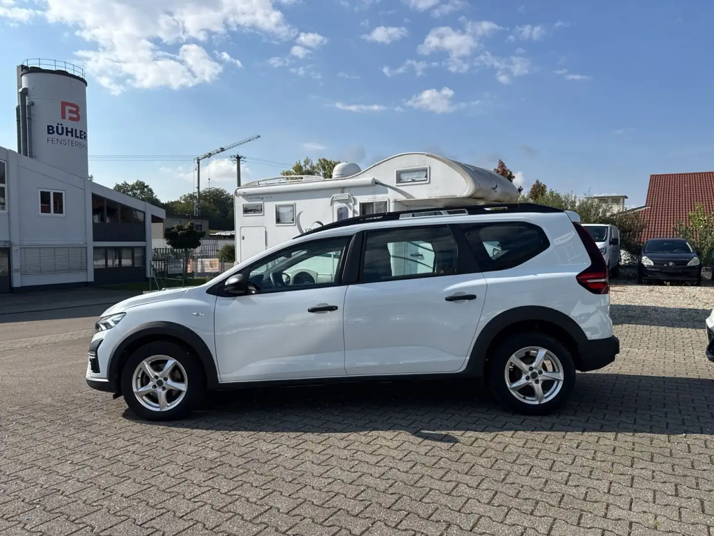 Dacia Jogger Essential TCE 110 7 Sitze Klima Fenster el. Weiß - 2