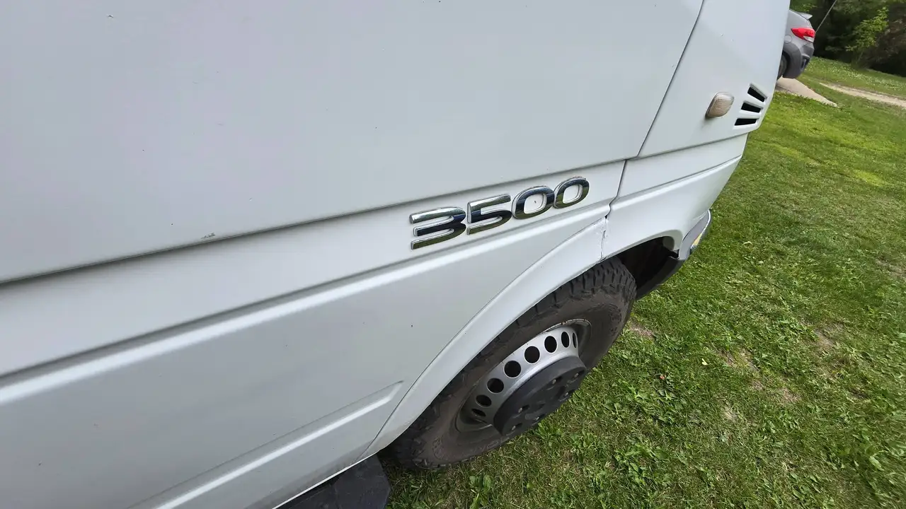 Dodge Sprinter photo Dodge Sprinter
