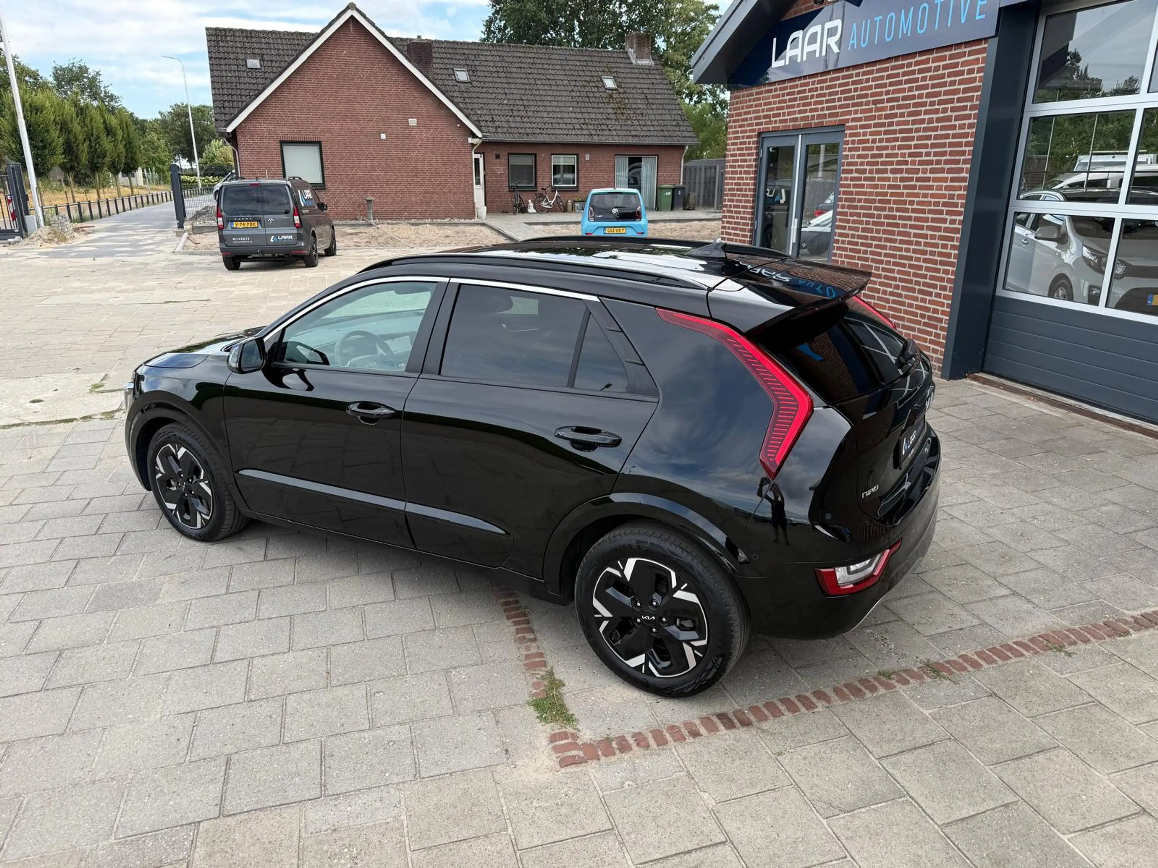 Kia e-Niro EV ExecutiveLine 64.8 kWh 204PK 1ste Eigenaar Navi — photo 3