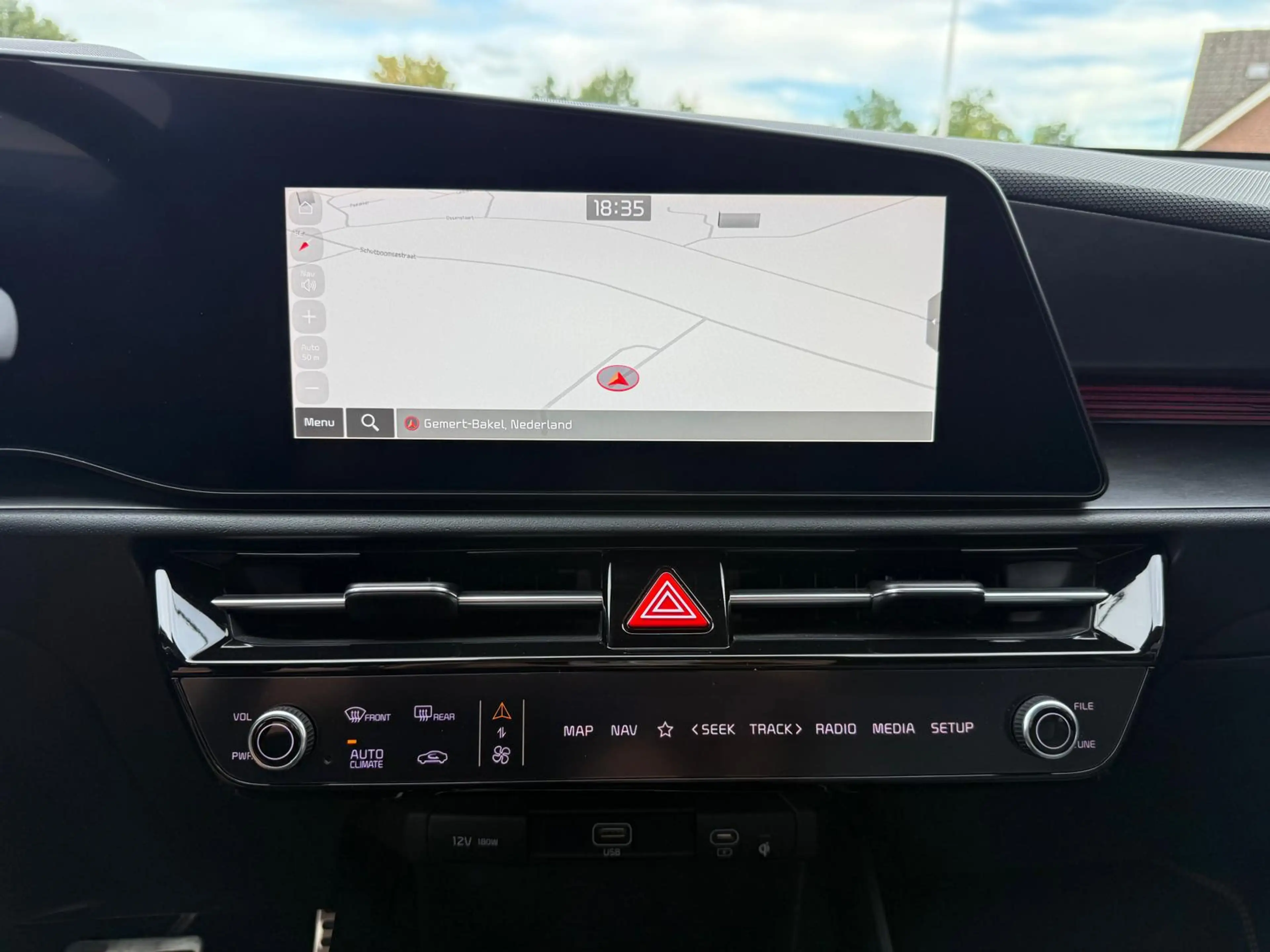 Kia e-Niro EV ExecutiveLine 64.8 kWh 204PK 1ste Eigenaar Navi — photo 26