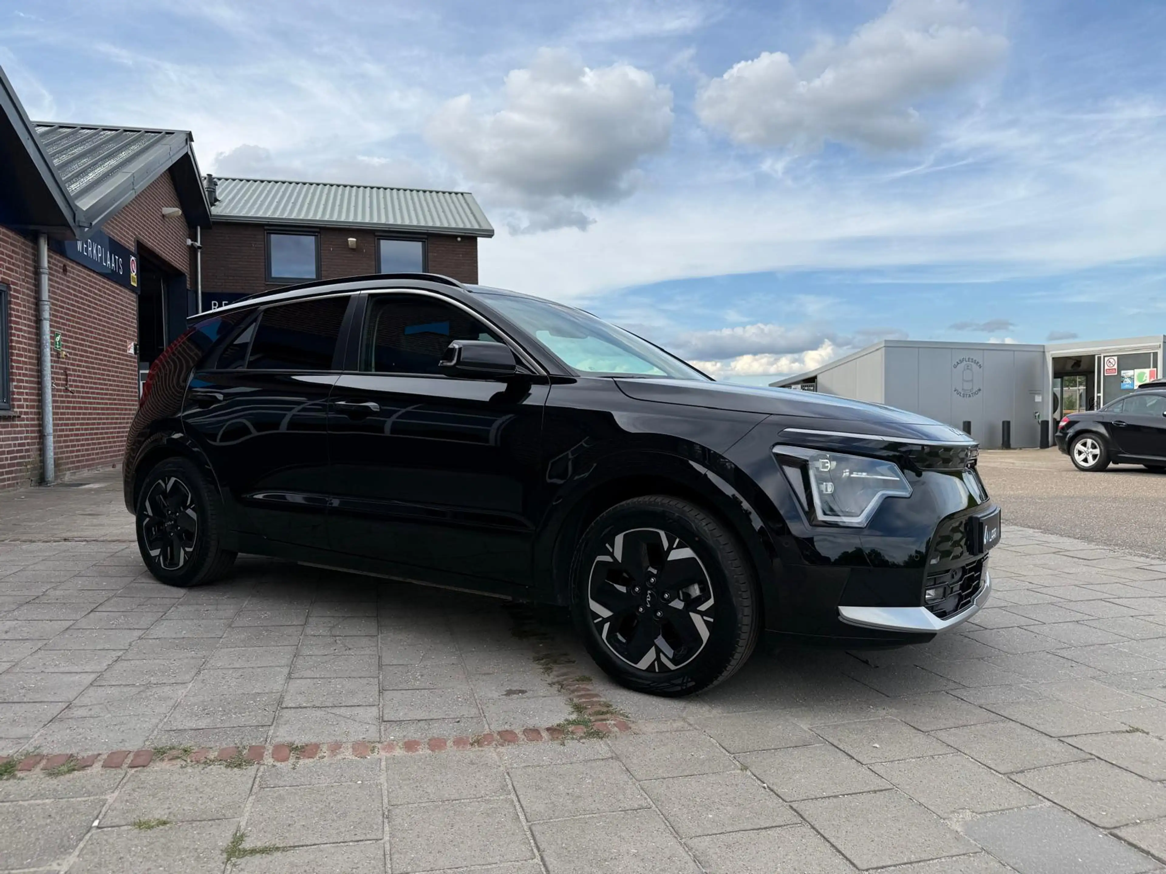 Kia e-Niro EV ExecutiveLine 64.8 kWh 204PK 1ste Eigenaar Navi — photo 5