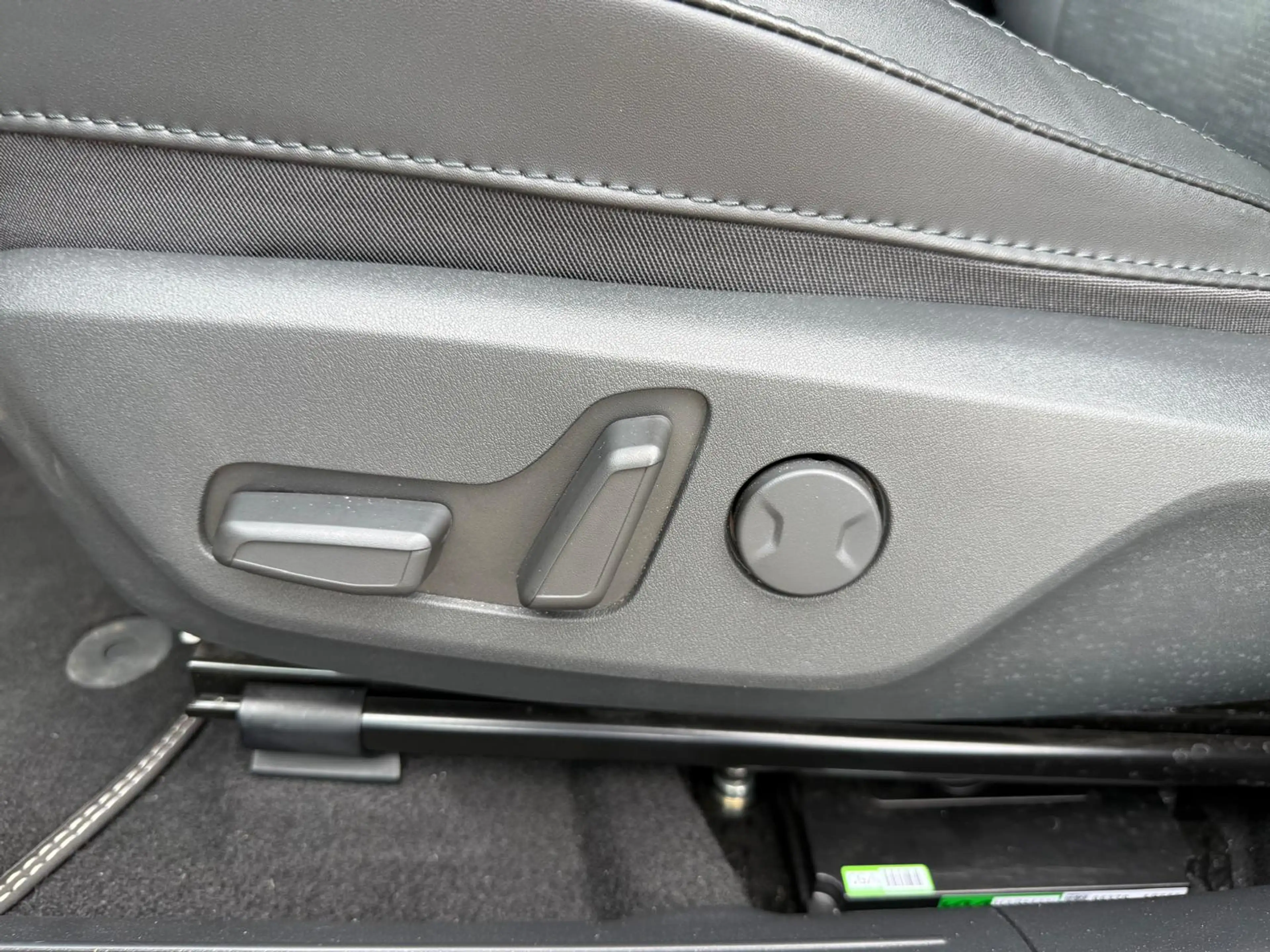 Kia e-Niro EV ExecutiveLine 64.8 kWh 204PK 1ste Eigenaar Navi — photo 24
