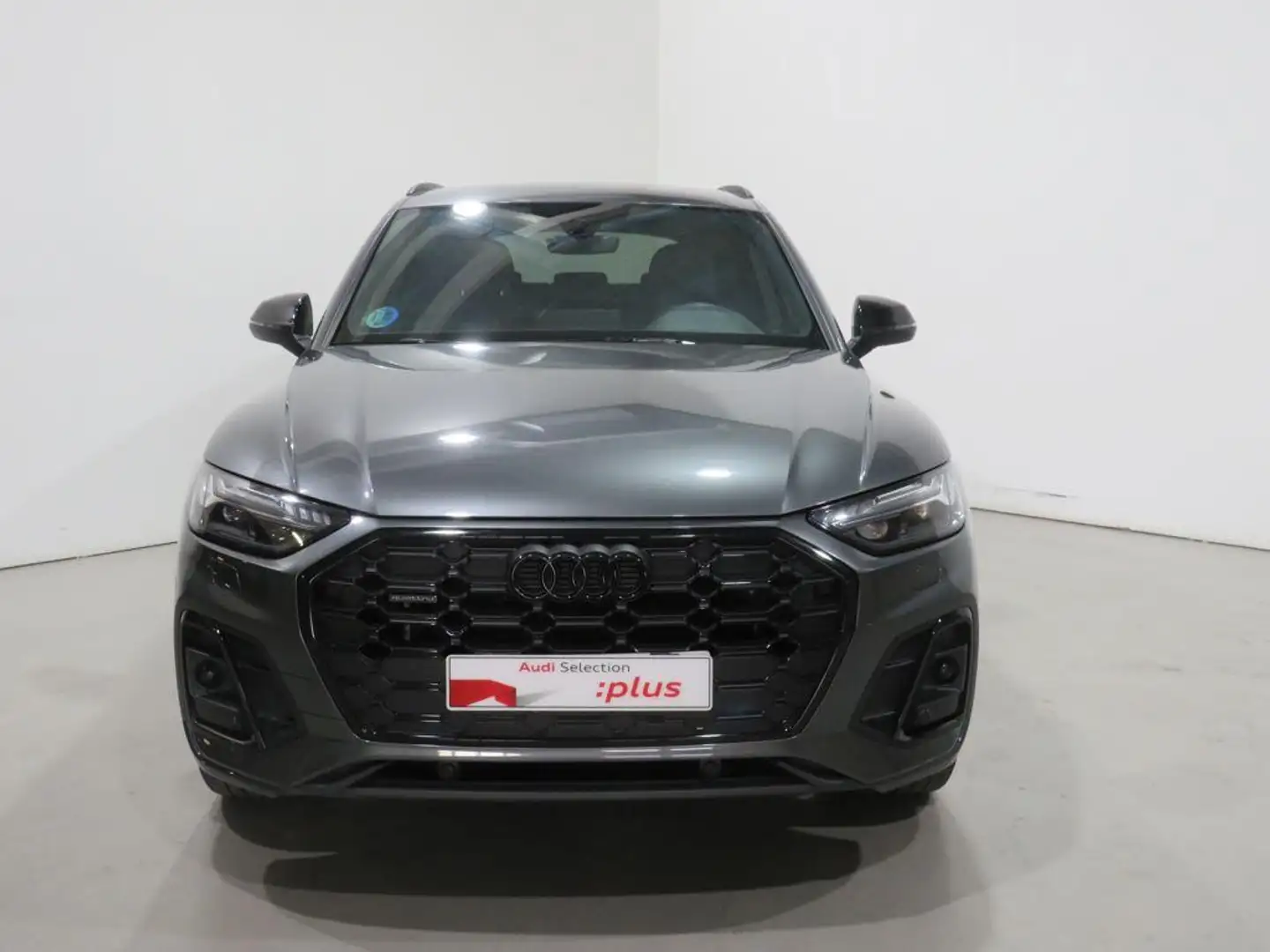 Audi Q5 40 TDI quattro-ultra Black line S tronic 150kW Gris - 2