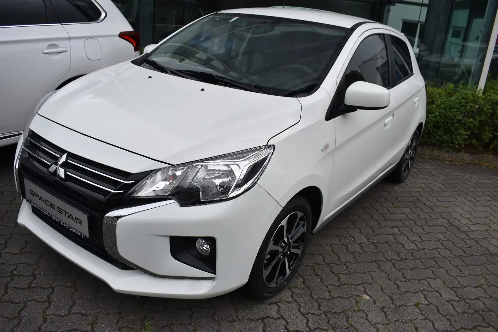 Mitsubishi Space Star Select+ 1.2 MIVEC ClearTec 5-Gang Blanc - 2