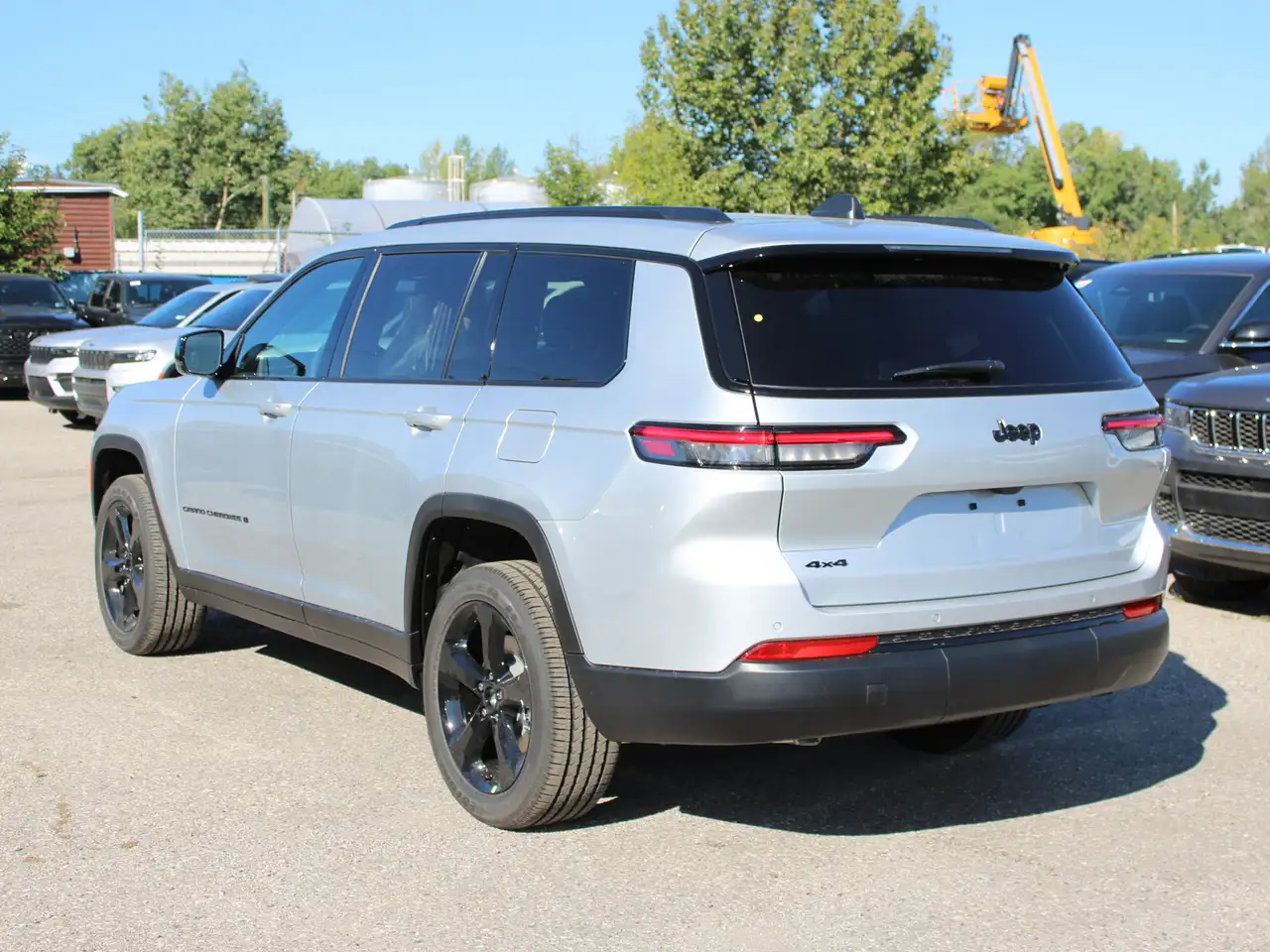 Jeep Grand Cherokee photo Jeep Grand Cherokee