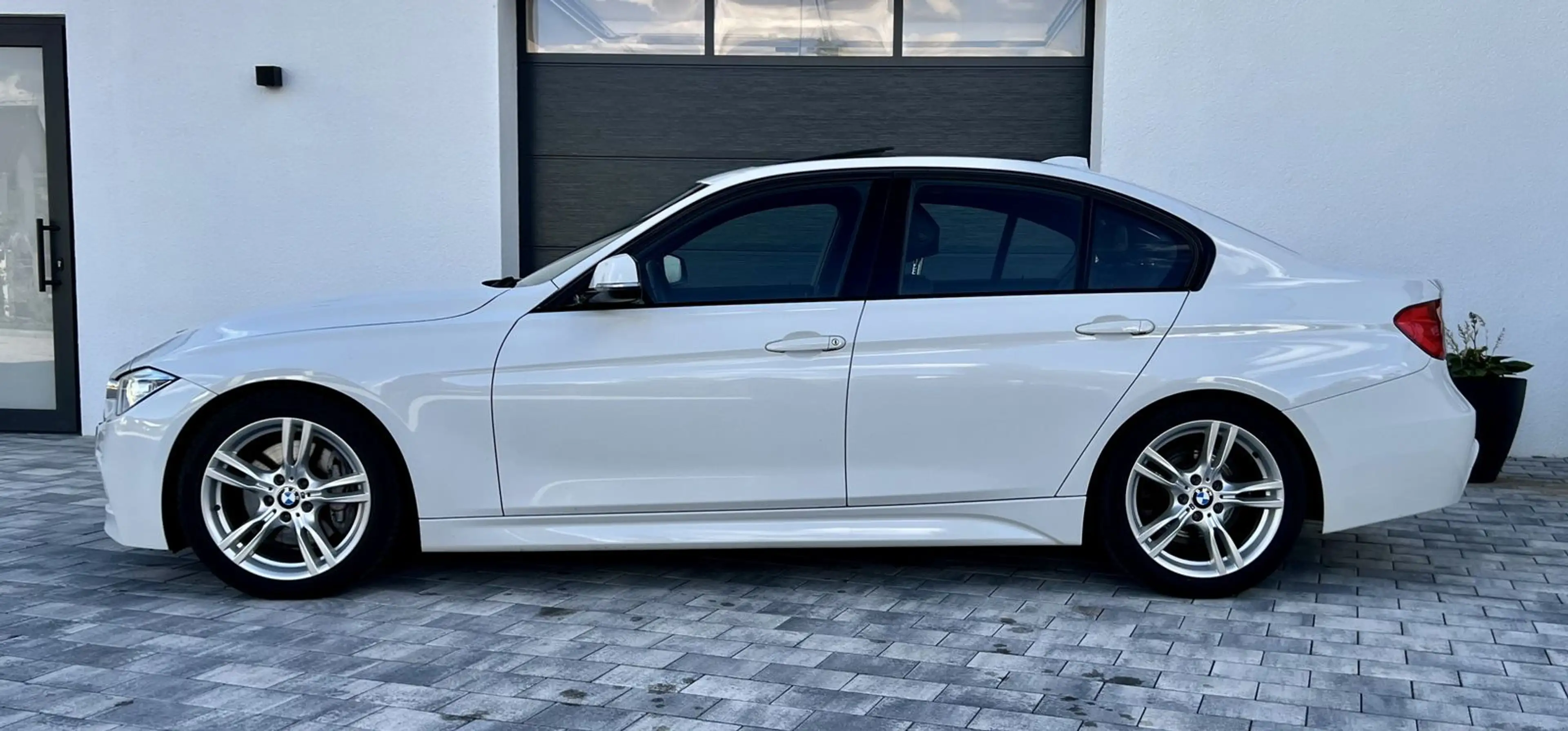 BMW 335 i M Sport MPPK GSD HUD H/K DAB KEYLESS — photo 5