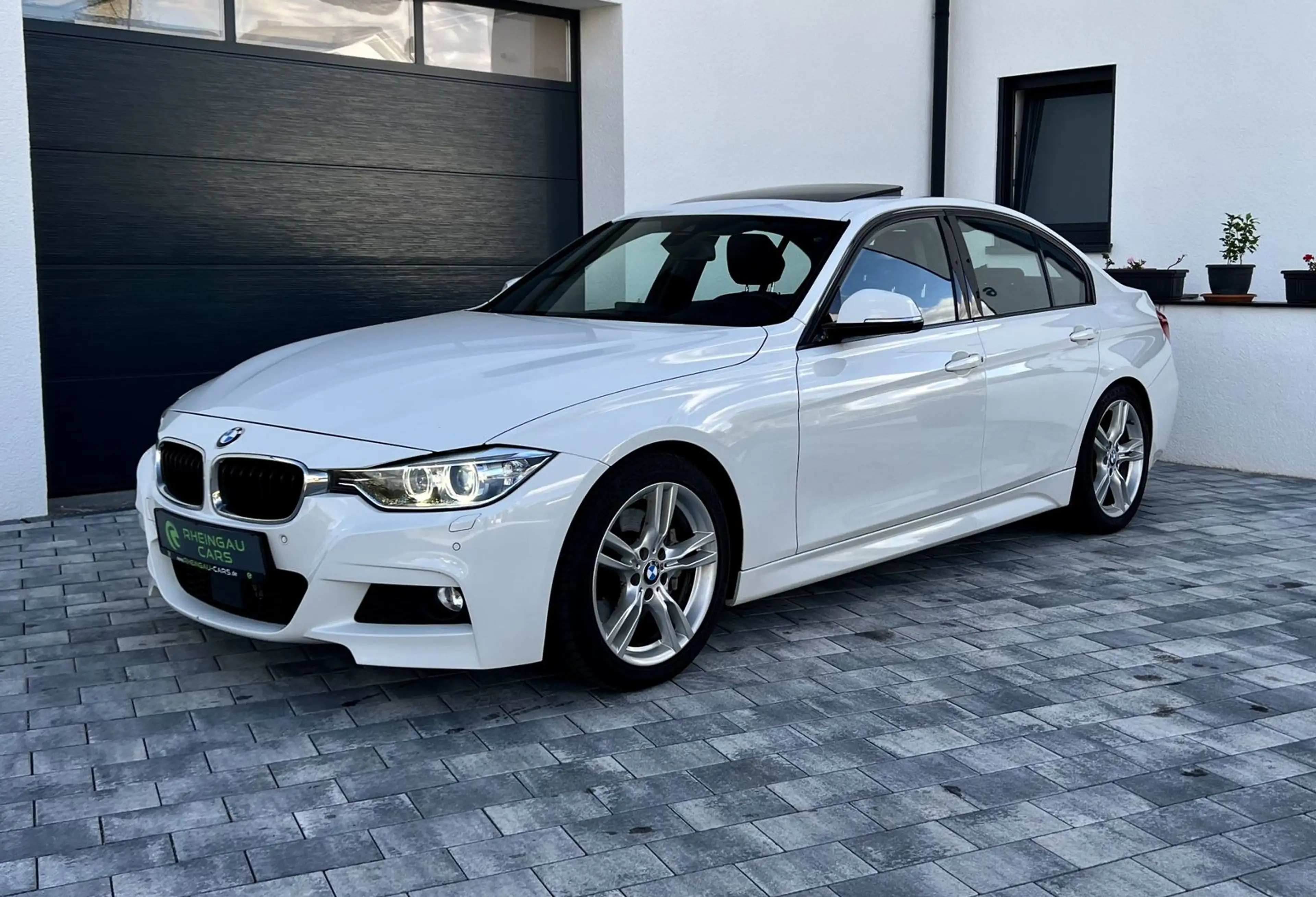 BMW 335 i M Sport MPPK GSD HUD H/K DAB KEYLESS — photo 2