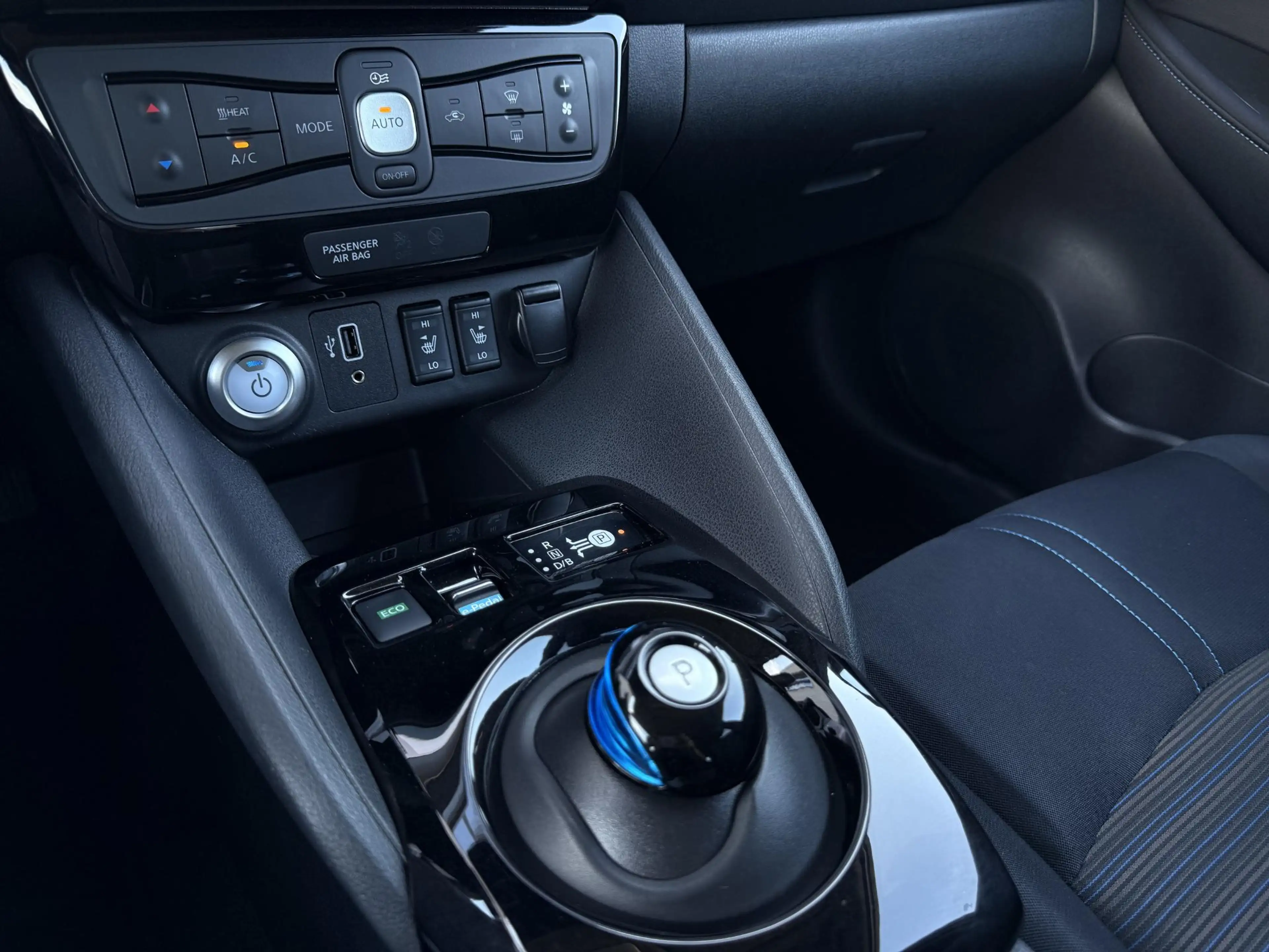 Nissan Leaf N-Connecta 40 kWh ✓SOH 88.6% ✓Navigatie ✓360° Came — photo 27